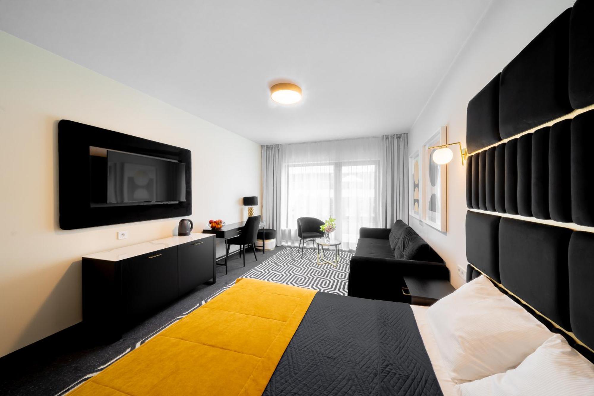 Lulu Apartments - Rosa - Studio Hotelowe Z Klimatyzacja I Konsola Ps4 - Solny Resort Kolobrzeg Ngoại thất bức ảnh